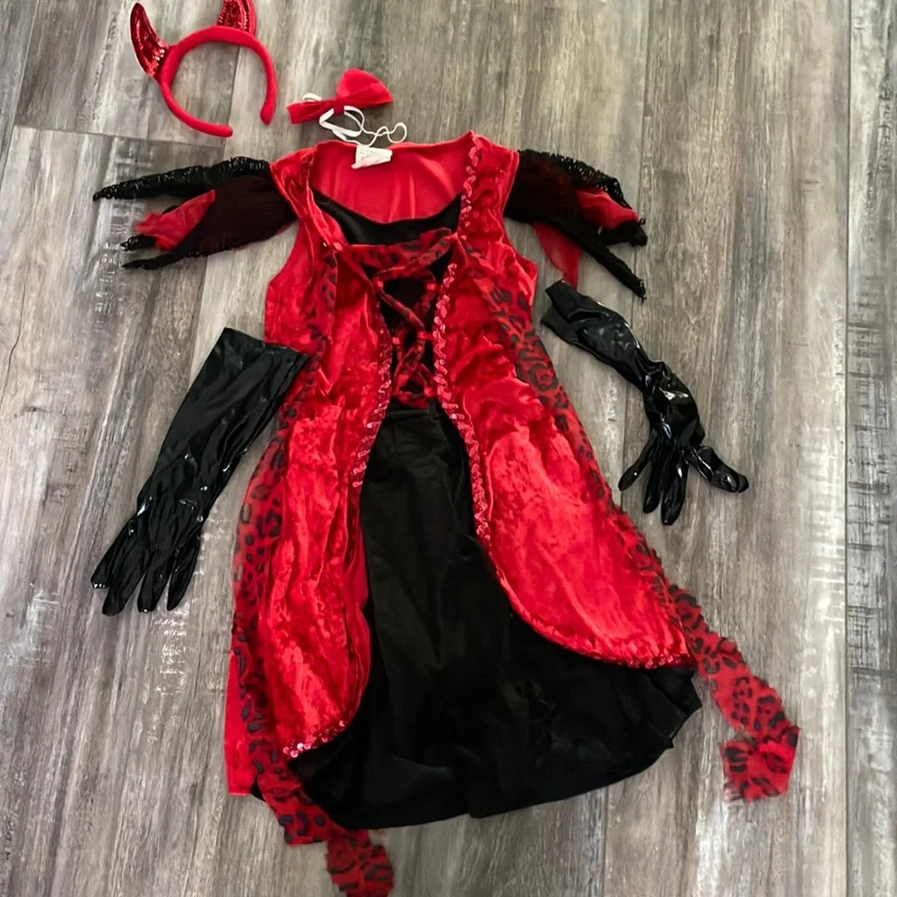 devil halloween costume